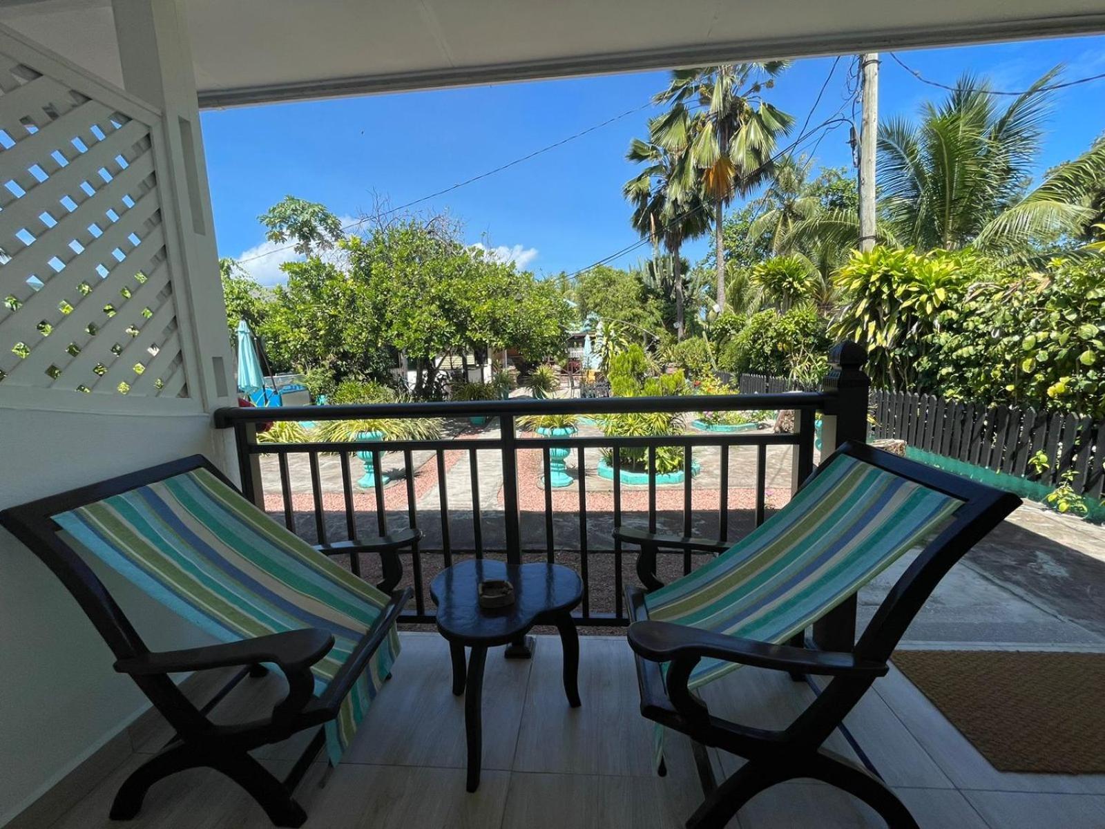 Chez Marston Hotel La Digue Exterior foto